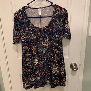 ❤️Lularoe Perfect Shirt